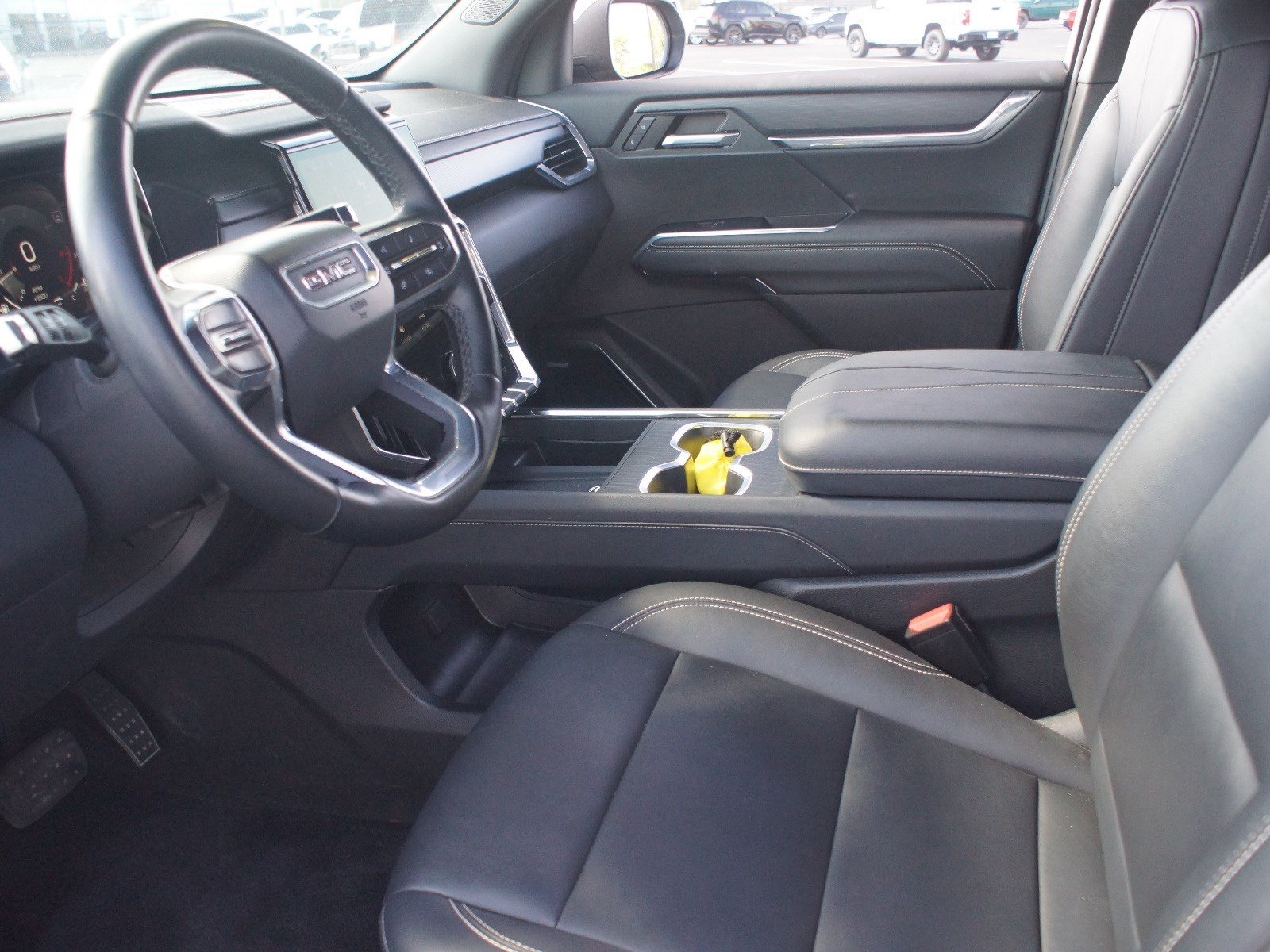 Used 2024 GMC Acadia Elevation AWD/4WD image 12