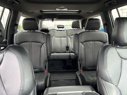 New 2026 Jeep Grand Wagoneer 4WD image 15