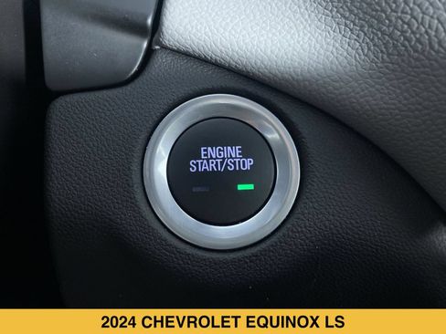 Certified 2024 Chevrolet Equinox LS FWD image 8