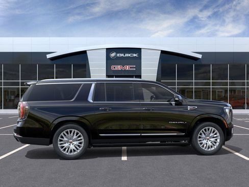 New 2026 GMC Yukon XL Denali image 5