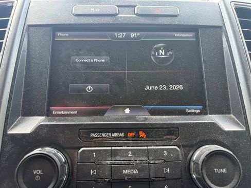 Used 2015 Ford F150 XLT w/ Equipment Group 302A Luxury AWD/4WD image 13