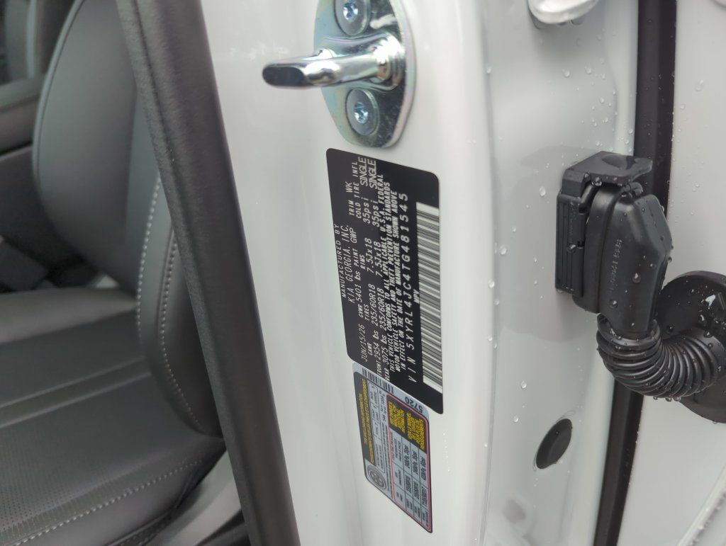 New 2026 Kia Sorento S FWD image 32