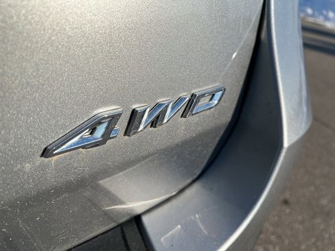 Used 2023 Ford Explorer XLT w/ Equipment Group 202A image 28