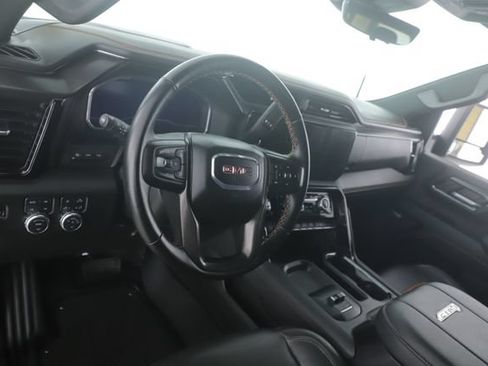 Used 2026 GMC Sierra 2500 AT4 w/ Technology Package AWD/4WD image 18