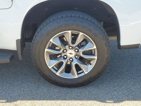 Used 2021 Chevrolet Silverado 1500 RST AWD/4WD image 31