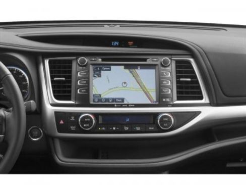 Certified 2019 Toyota Highlander XLE image 10