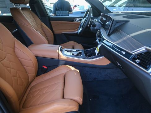 New 2026 BMW X5 xDrive40i AWD/4WD image 12