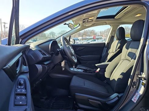 Used 2019 Subaru Impreza 2.0i Premium image 13