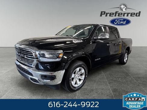 Used 2019 RAM 1500 Laramie AWD/4WD image 10