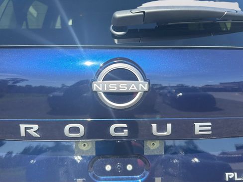Certified 2026 Nissan Rogue Platinum w/ Platinum Premium Package AWD/4WD image 20