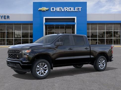 New 2026 Chevrolet Silverado 1500 Custom RWD image 2