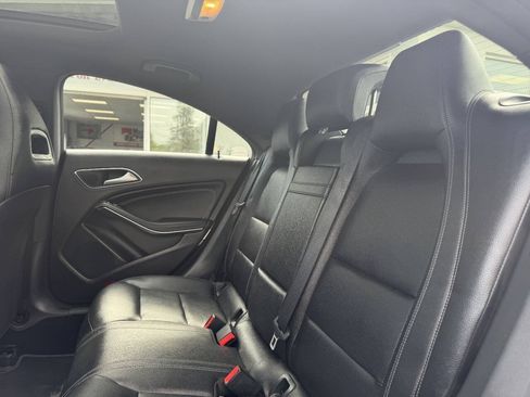 Used 2018 Mercedes-Benz CLA 250 4MATIC image 20