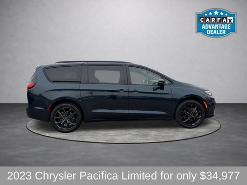 Used 2023 Chrysler Pacifica Limited w/ S Appearance Package AWD/4WD image 2
