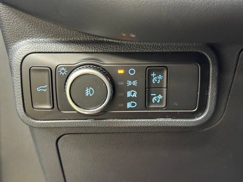 Used 2025 Ford Explorer ST-Line w/ ST-Line Street Pack AWD/4WD image 30