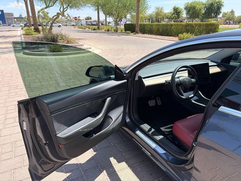 Used 2020 Tesla Model 3 Performance AWD/4WD image 13