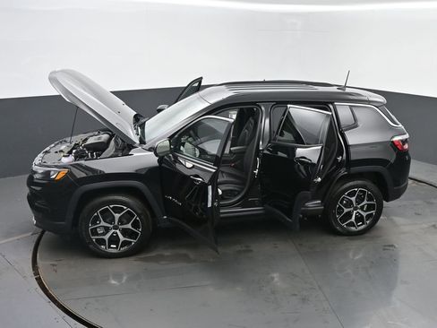 New 2026 Jeep Compass Limited image 63