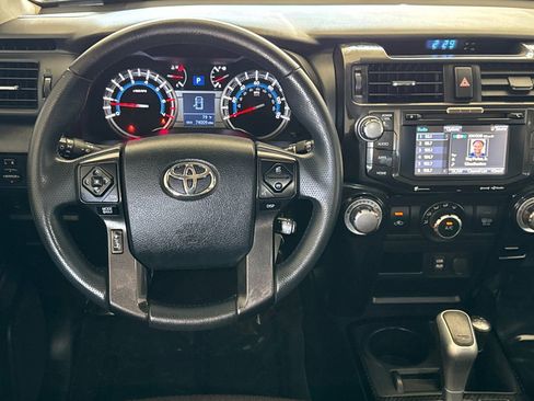 Used 2019 Toyota 4Runner TRD Off-Road AWD/4WD image 14