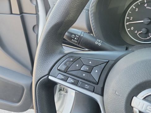 Used 2024 Nissan Sentra SV image 22