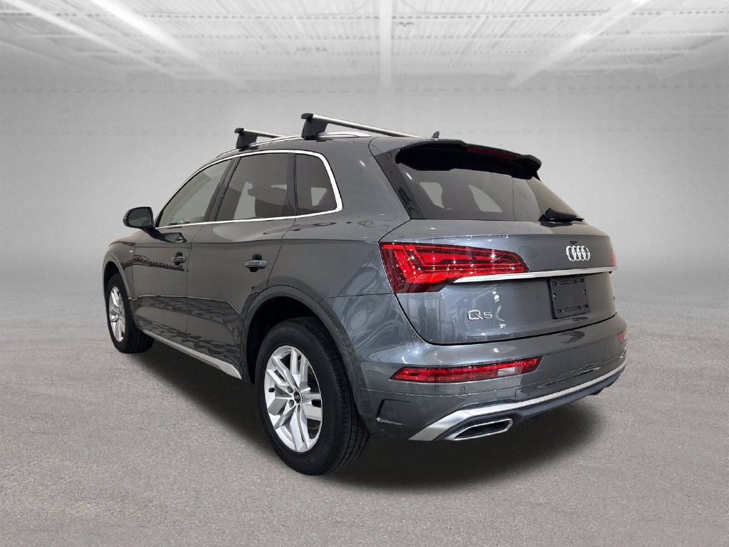Used 2024 Audi Q5 2.0T Premium w/ Convenience Package AWD/4WD image 3