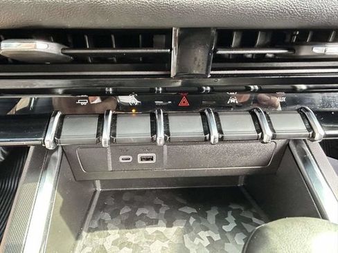 Used 2025 GMC Canyon Elevation w/ Convenience Package RWD image 20