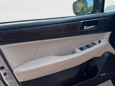 Used 2019 Subaru Outback 2.5i Limited image 22