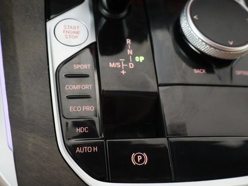 Used 2022 BMW X5 xDrive40i AWD/4WD image 54
