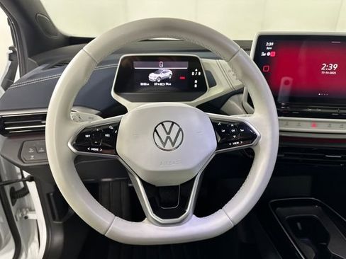 Used 2023 Volkswagen ID.4 S image 14