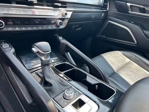 Used 2025 Kia Telluride S AWD/4WD image 21