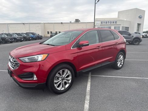 Used 2024 Ford Edge Titanium AWD/4WD image 2