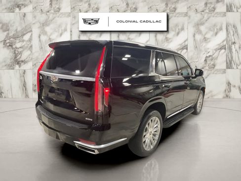 Used 2021 Cadillac Escalade Premium Luxury w/ Performance Package AWD/4WD image 7