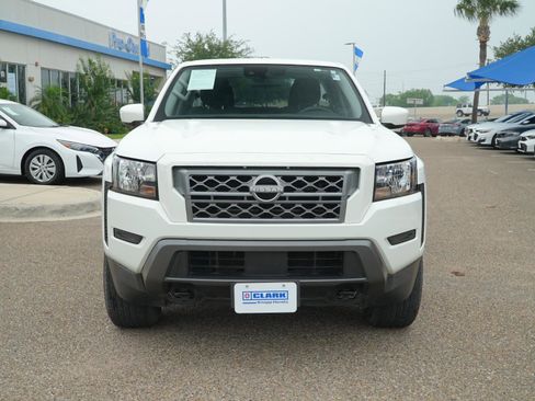 Used 2023 Nissan Frontier SV w/ Technology Package AWD/4WD image 2