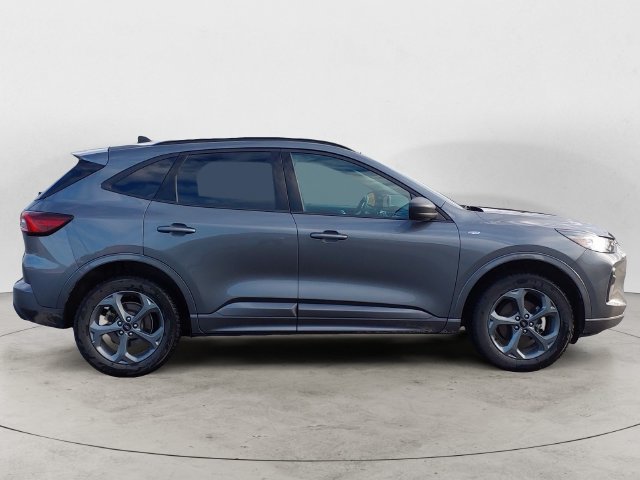 Used 2024 Ford Escape ST-Line AWD/4WD image 4
