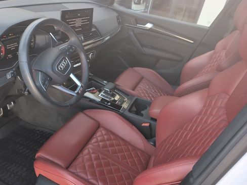 Used 2024 Audi SQ5 Premium Plus image 13