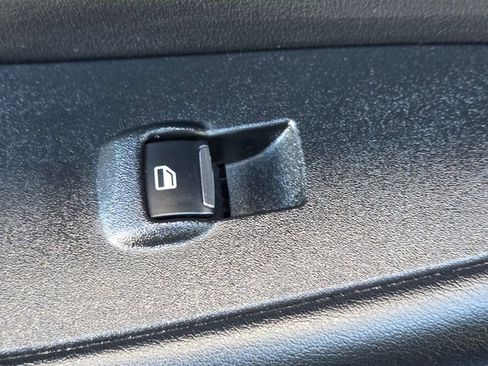 Used 2024 Ford Edge SEL w/ Convenience Package image 36