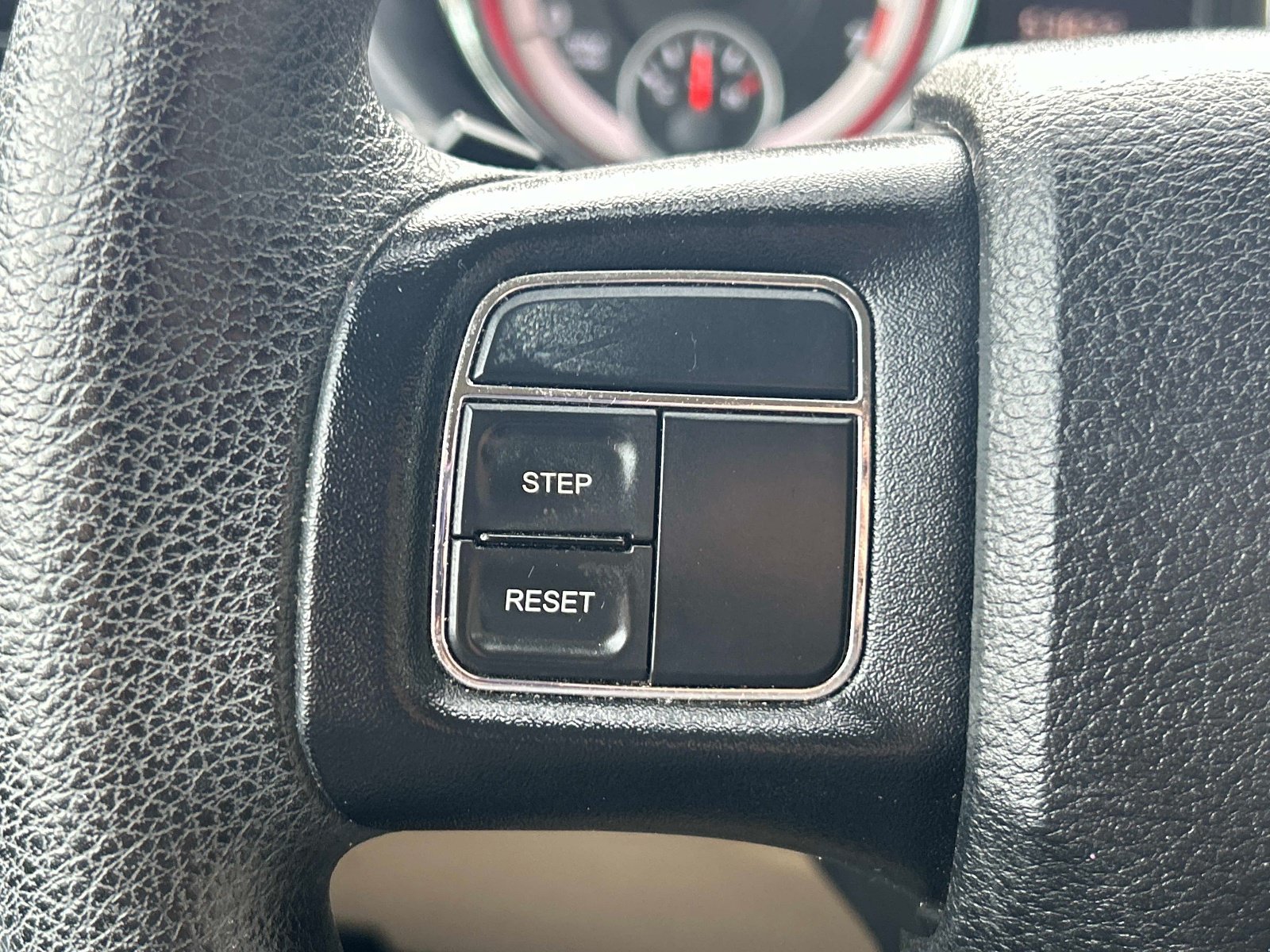 Used 2014 Dodge Grand Caravan SXT FWD image 22