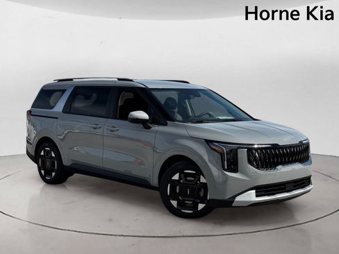 New 2026 Kia Carnival EX FWD image 2