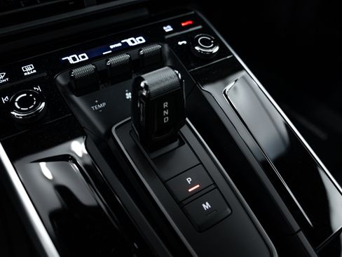 Certified 2025 Porsche 911 Carrera S RWD image 25