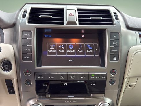 Used 2018 Lexus GX 460 Premium AWD/4WD image 26