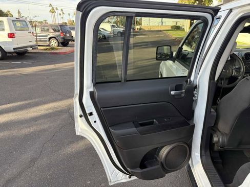 Used 2017 Jeep Patriot Sport w/ Power Value Group image 15