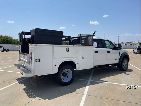 Used 2019 Ford F550 2WD Crew Cab Super Duty image 2