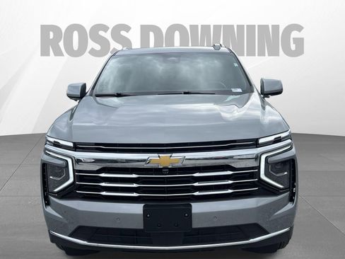 Used 2025 Chevrolet Tahoe LT AWD/4WD image 2