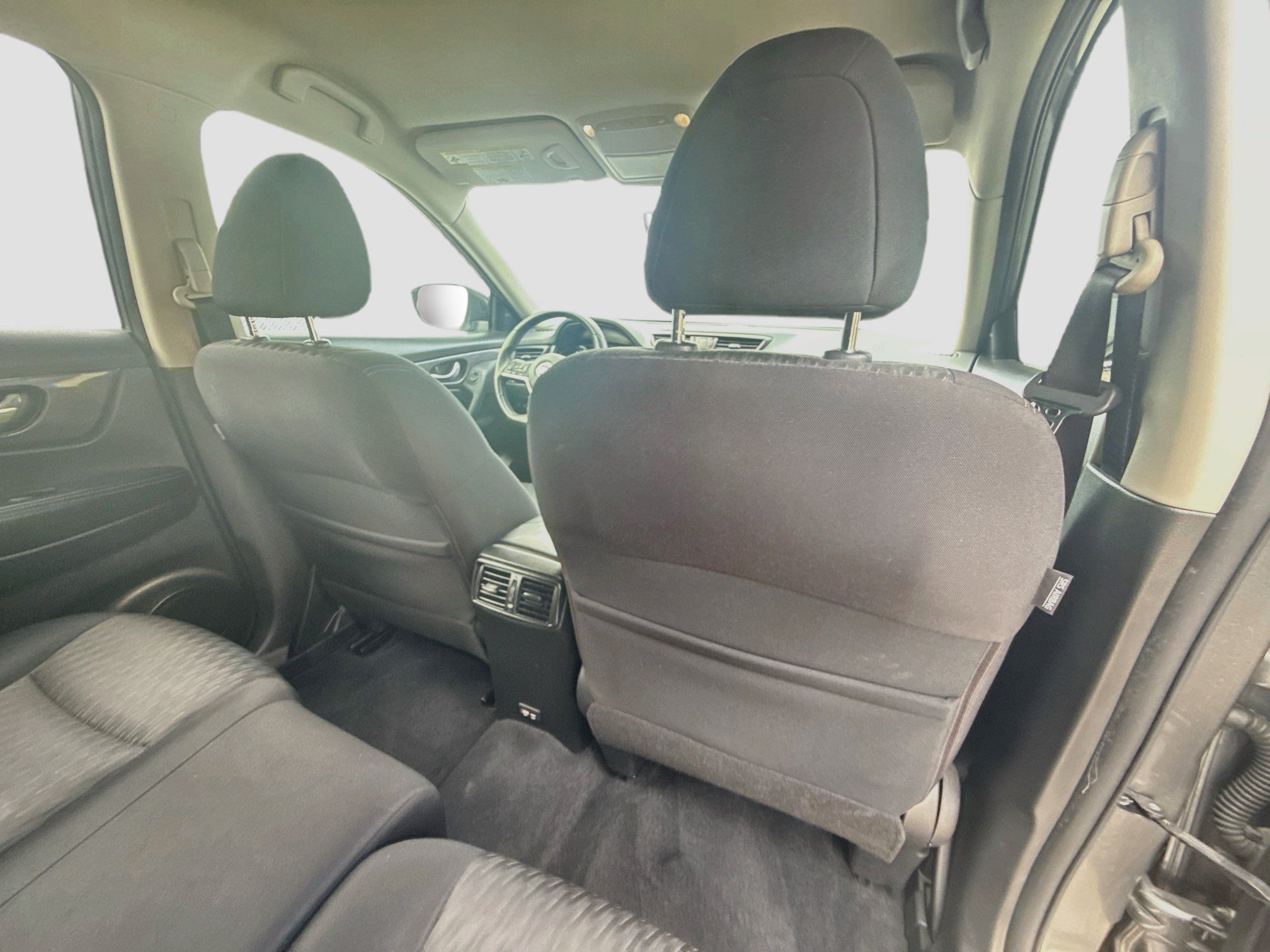 Used 2020 Nissan Rogue SV FWD image 29