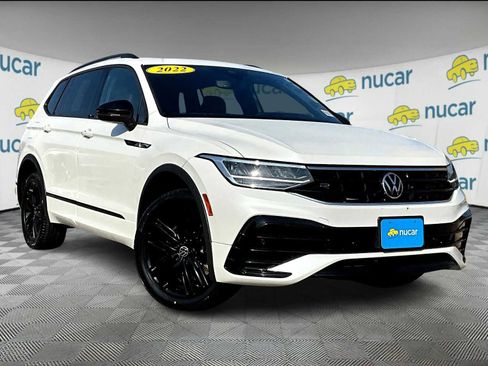 Used 2022 Volkswagen Tiguan SE R-Line image 1