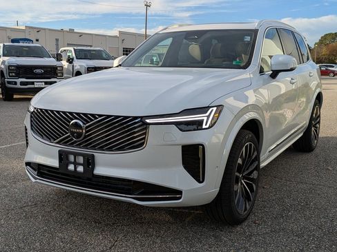 New 2026 Volvo XC90 B5 Ultra AWD/4WD image 8