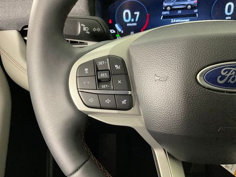 New 2026 Ford Explorer Active w/ Active Comfort Package RWD image 23