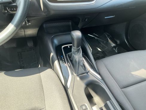 Used 2023 Toyota Corolla LE FWD image 12