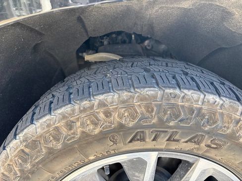 Used 2020 Chevrolet Silverado 1500 RST w/ Texas Edition RWD image 13