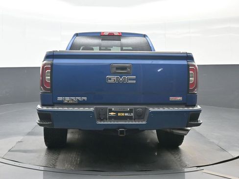 Used 2017 GMC Sierra 1500 SLT w/ All Terrain Package AWD/4WD image 5