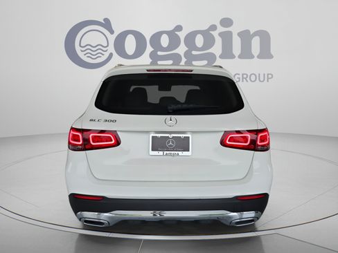 Used 2022 Mercedes-Benz GLC 300 image 4