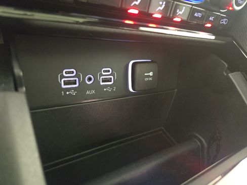 Used 2023 Jeep Grand Cherokee L Overland image 29